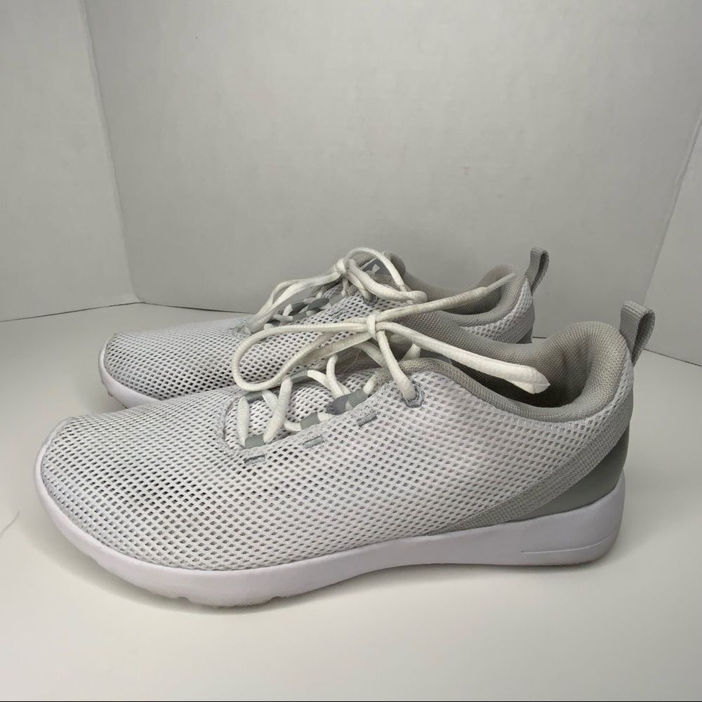 Under Armour white mesh sneakers. - Picture 4 of 15
